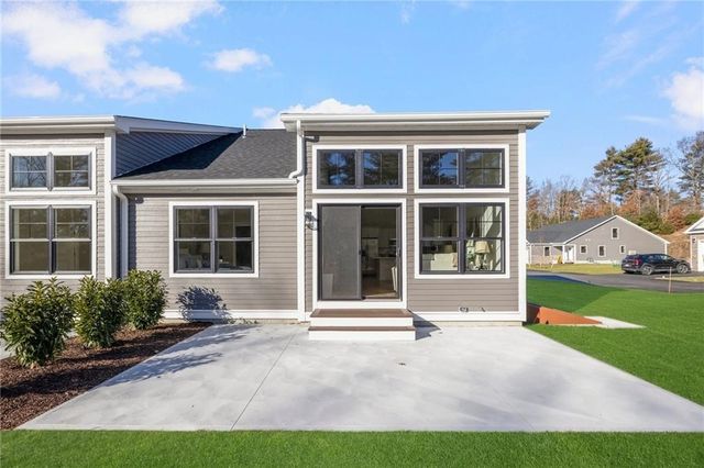 44 Overlook Lane, Glocester, RI 02814