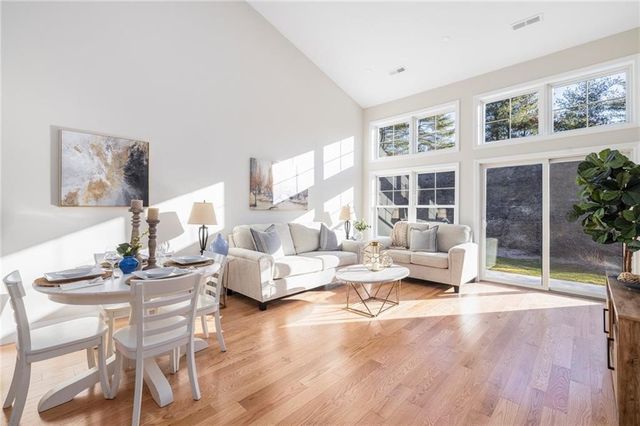 44 Overlook Lane, Glocester, RI 02814