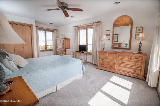 403 Beach Road N, Wilmington, NC 28411