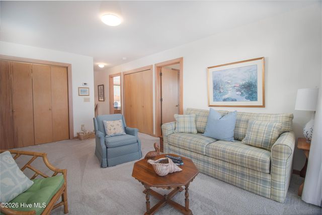 403 Beach Road N, Wilmington, NC 28411