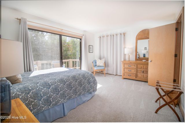 403 Beach Road N, Wilmington, NC 28411