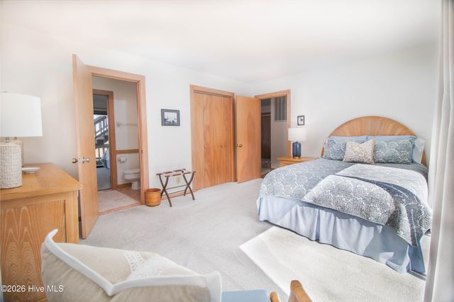 403 Beach Road N, Wilmington, NC 28411