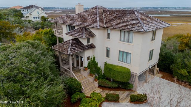 403 Beach Road N, Wilmington, NC 28411