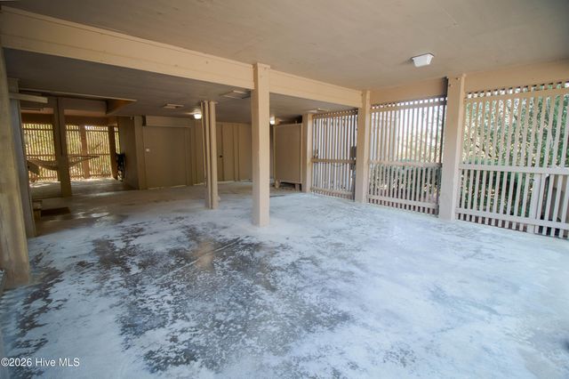 403 Beach Road N, Wilmington, NC 28411