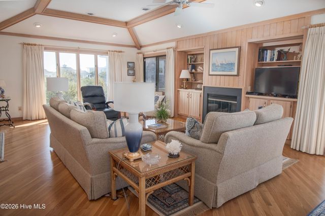 403 Beach Road N, Wilmington, NC 28411