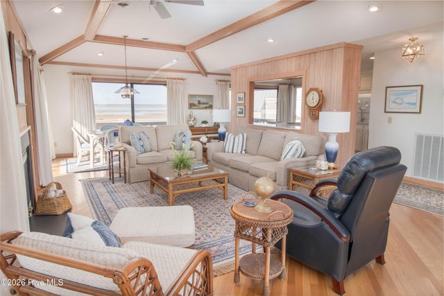 403 Beach Road N, Wilmington, NC 28411