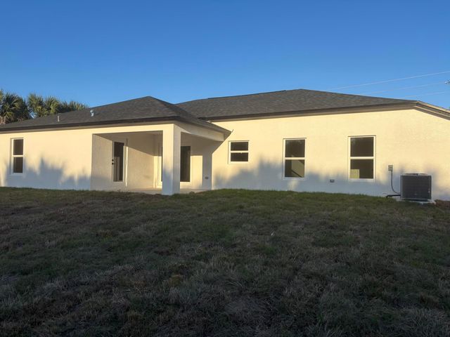 2392 Madden Avenue, Palm Bay, FL 32908