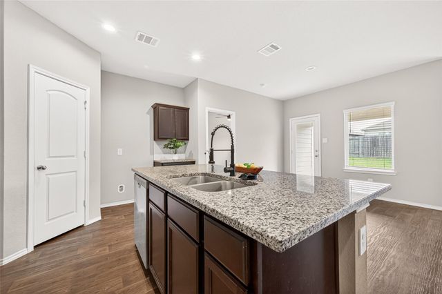14616 Blackbrush Manor, Magnolia, TX 77354