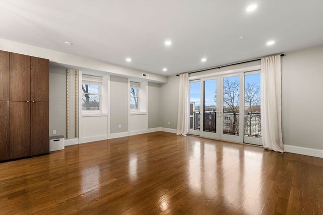 34 Dix Street 5, Boston, MA 02124