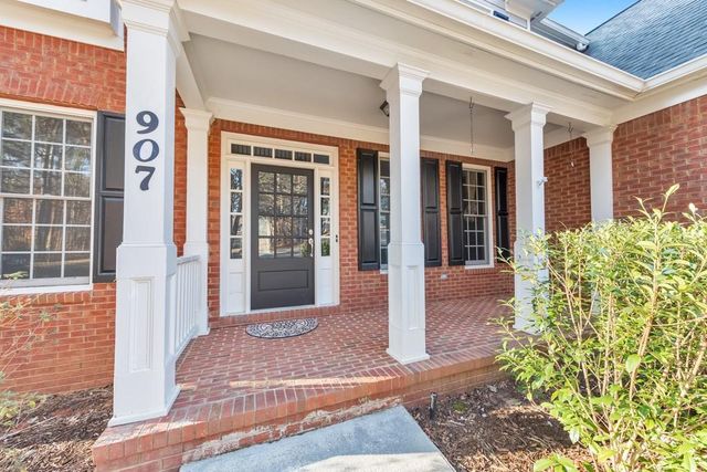 907 Pin Oak Place, Canton, GA 30115