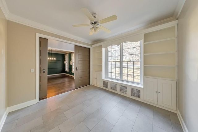 907 Pin Oak Place, Canton, GA 30115