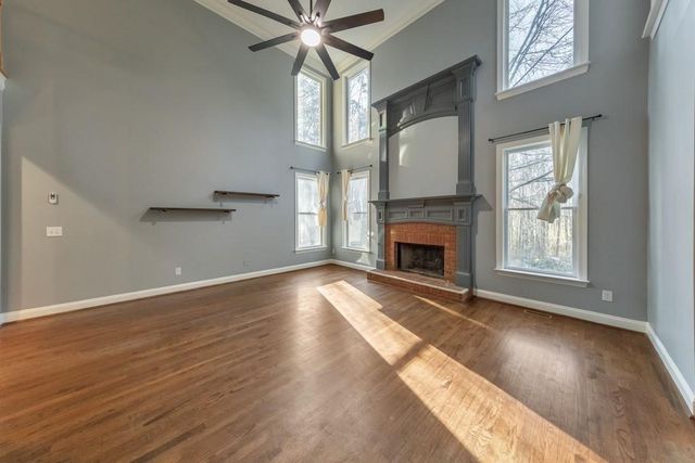 907 Pin Oak Place, Canton, GA 30115