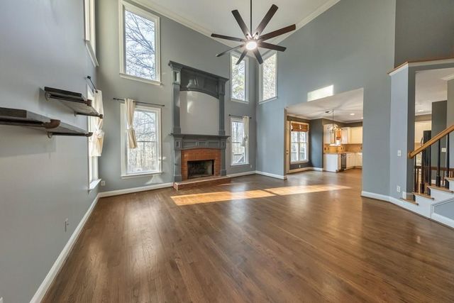 907 Pin Oak Place, Canton, GA 30115