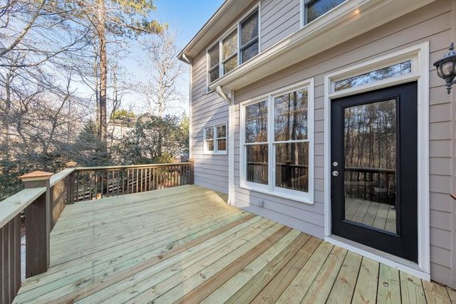 907 Pin Oak Place, Canton, GA 30115