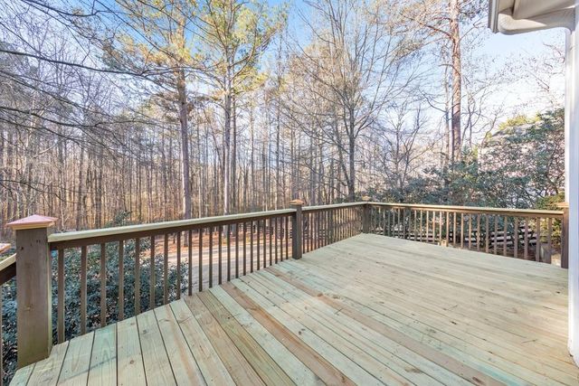 907 Pin Oak Place, Canton, GA 30115