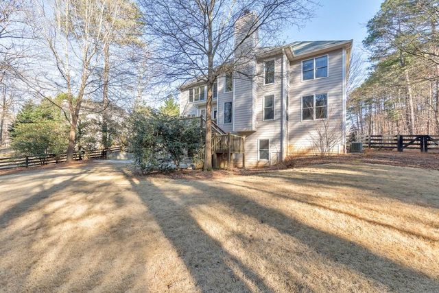 907 Pin Oak Place, Canton, GA 30115