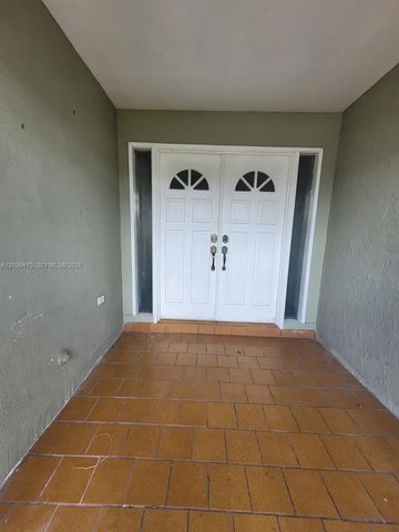 2438 SW 109th Ct, Miami, FL 33165