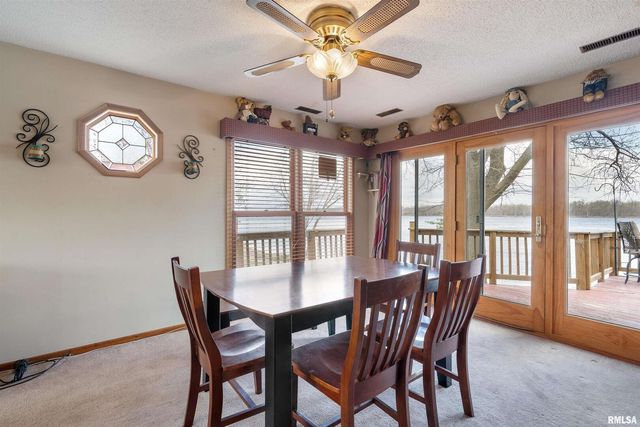 4523 S CONCORD Street, Davenport, IA 52802