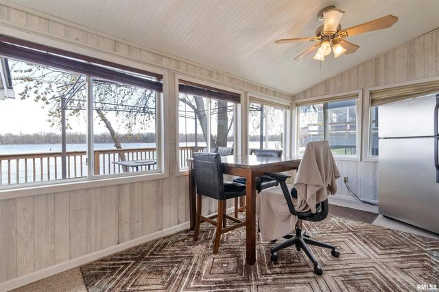 4523 S CONCORD Street, Davenport, IA 52802