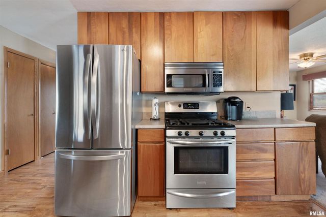 4523 S CONCORD Street, Davenport, IA 52802