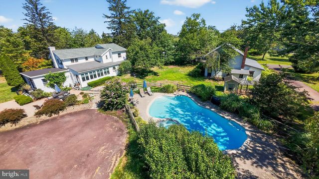 330 FAIRHILL RD, Hatfield, PA 19440