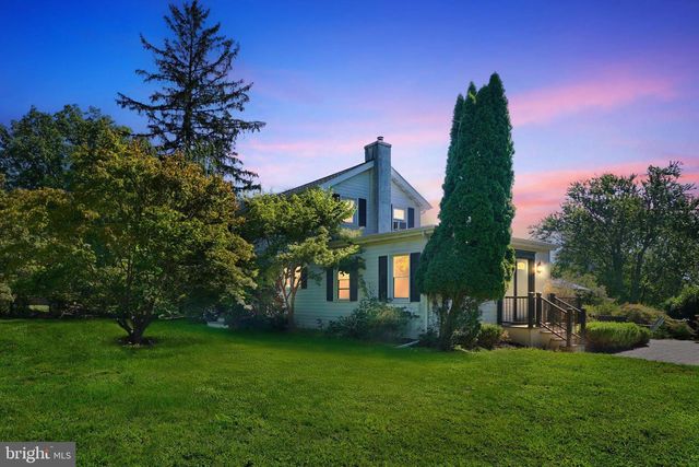 330 FAIRHILL RD, Hatfield, PA 19440