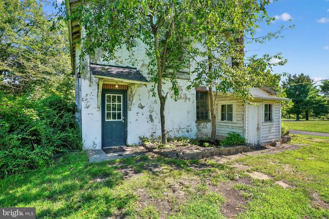 330 FAIRHILL RD, Hatfield, PA 19440