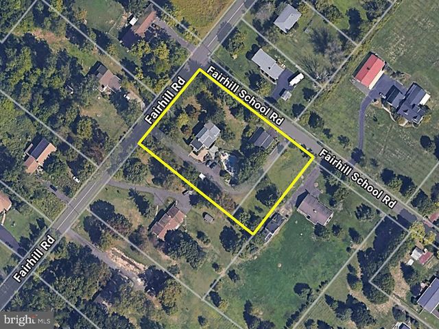 330 FAIRHILL RD, Hatfield, PA 19440