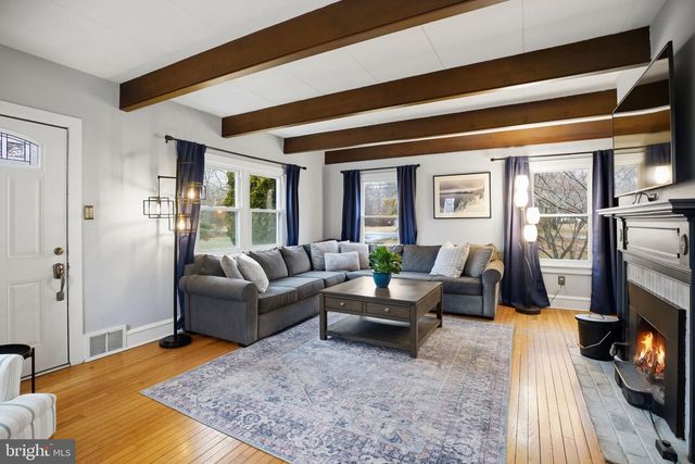 330 FAIRHILL RD, Hatfield, PA 19440