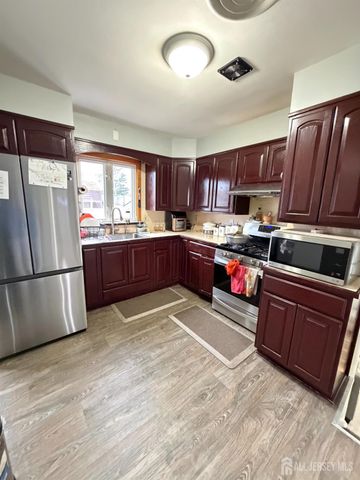 15-B Fillmore Avenue, Carteret, NJ 07008