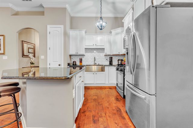 2230 PENDRELL LN, Cordova, TN 38016