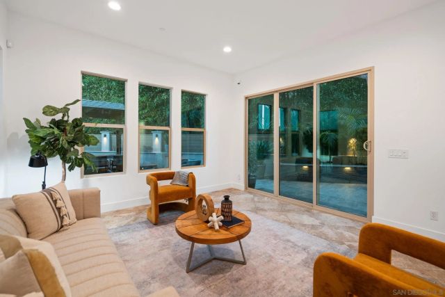 674 Caylpso Pl, Encinitas, CA 92024