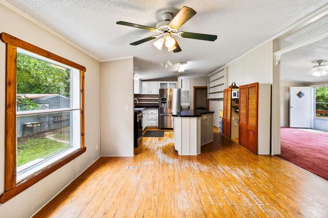 9144 Rocky Ridge Lane, Madisonville, TX 77864