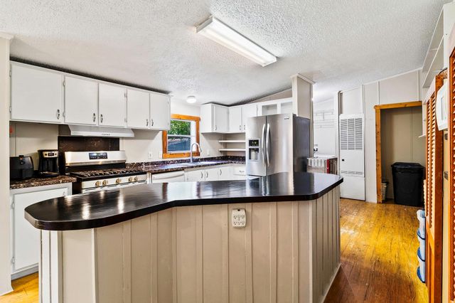 9144 Rocky Ridge Lane, Madisonville, TX 77864