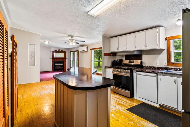 9144 Rocky Ridge Lane, Madisonville, TX 77864