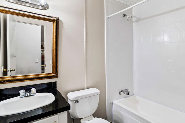 9144 Rocky Ridge Lane, Madisonville, TX 77864