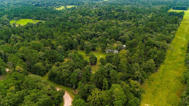 9144 Rocky Ridge Lane, Madisonville, TX 77864