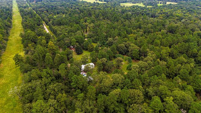 9144 Rocky Ridge Lane, Madisonville, TX 77864