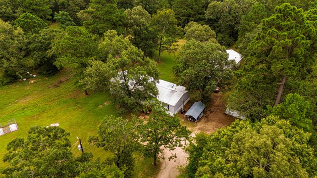 9144 Rocky Ridge Lane, Madisonville, TX 77864