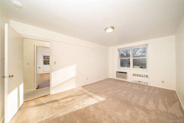 76 Dehaven Drive 2D, Yonkers, NY 10703