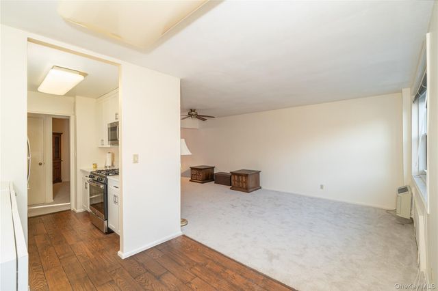 76 Dehaven Drive 2D, Yonkers, NY 10703