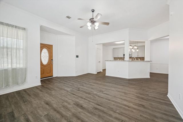 4702 Arbor Lane, Pasadena, TX 77505