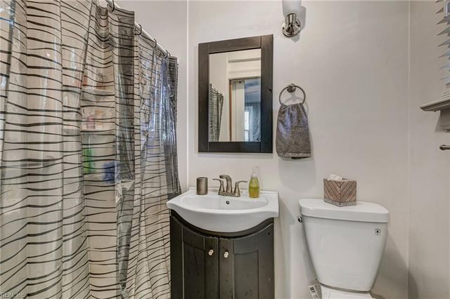 74 Hopkins ST, Newport News, VA 23601
