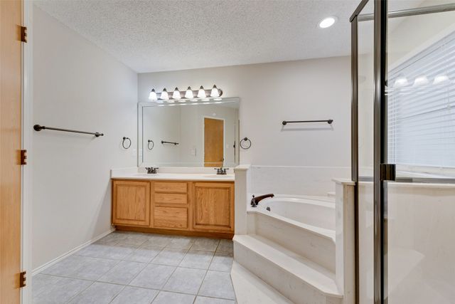 1647 Greenway Court, Midlothian, TX 76065