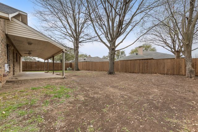 1647 Greenway Court, Midlothian, TX 76065