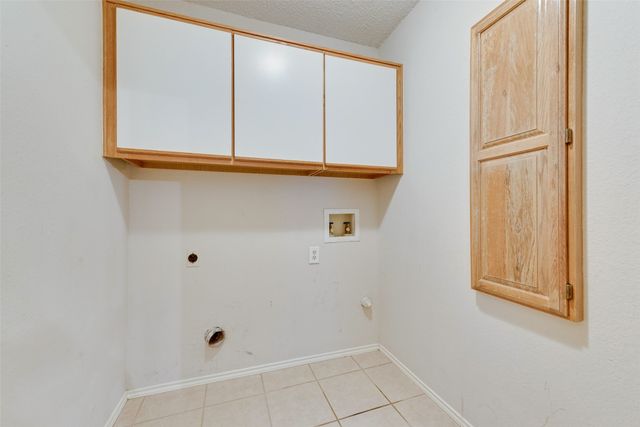 1647 Greenway Court, Midlothian, TX 76065