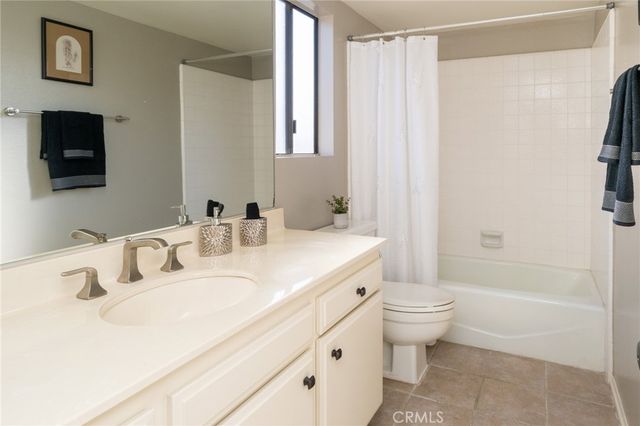 16425 Martin Lane, Huntington Beach, CA 92649