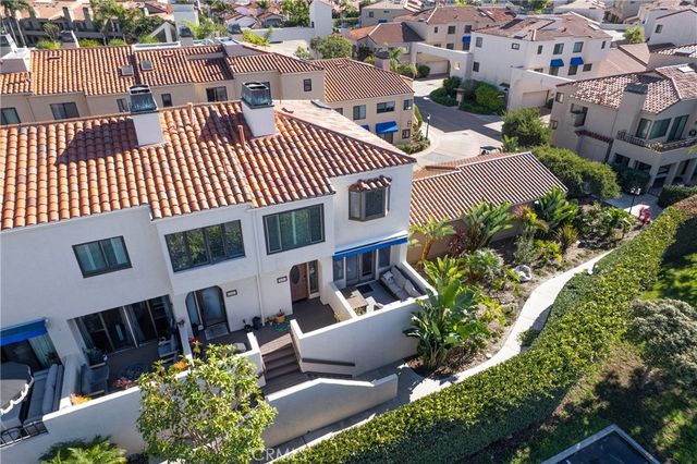 16425 Martin Lane, Huntington Beach, CA 92649