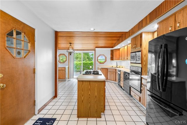 5589 Trenton Road, Deerfield, NY 13502