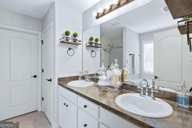 228 Falling Leaf Lane, Winder, GA 30680